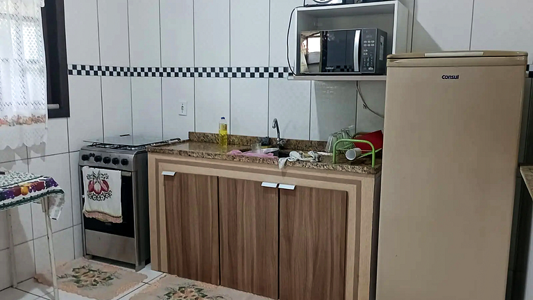 Casa 3 Suítes Perto da Praia com churrasqueira