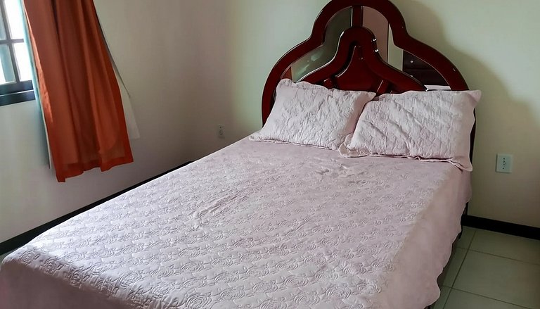 Casa 3 Suítes Perto da Praia com churrasqueira