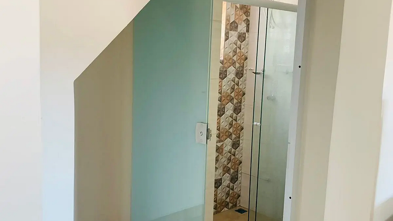 4 suítes em Paraibuna com Piscina e Churrasqueira