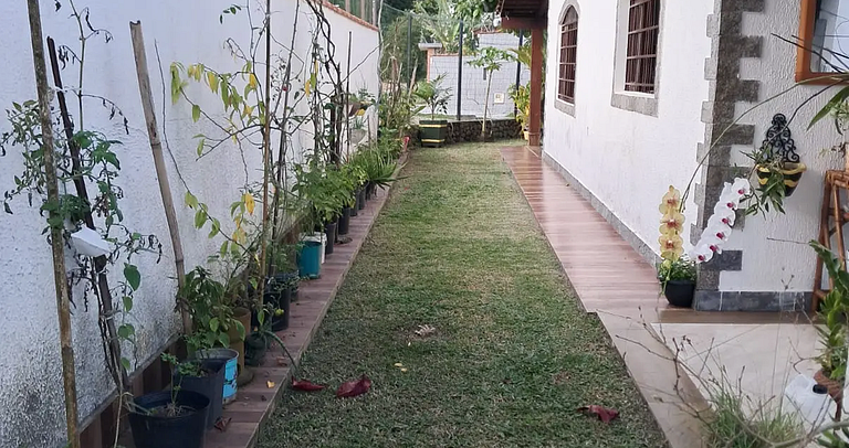 Casa Pet Friendly com Churrasqueira e Lareira