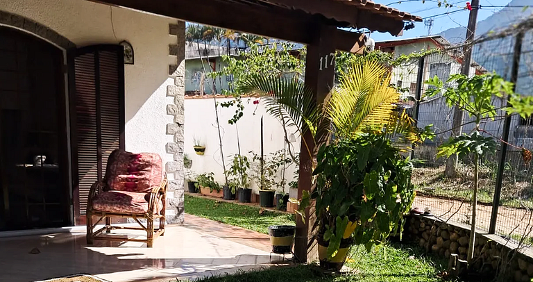 Casa Pet Friendly com Churrasqueira e Lareira