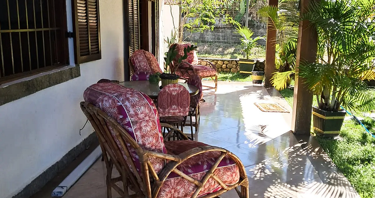 Casa Pet Friendly com Churrasqueira e Lareira