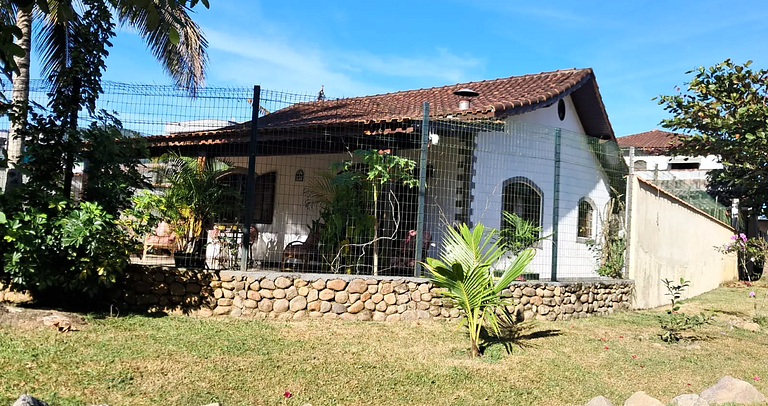 Casa Pet Friendly com Churrasqueira e Lareira