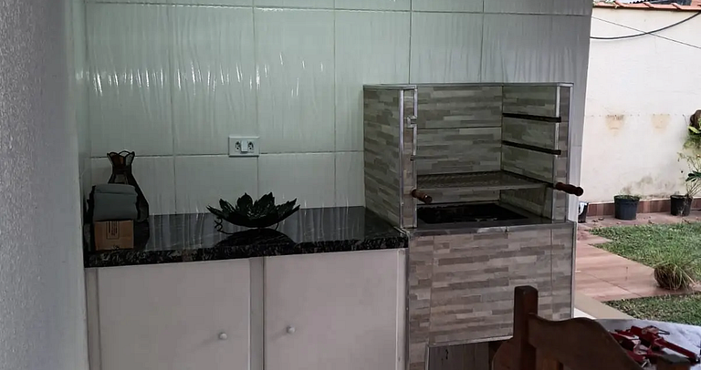 Casa Pet Friendly com Churrasqueira e Lareira