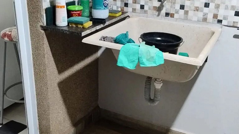 Apt Térreo com Quintal, Garagem e Churrasqueira
