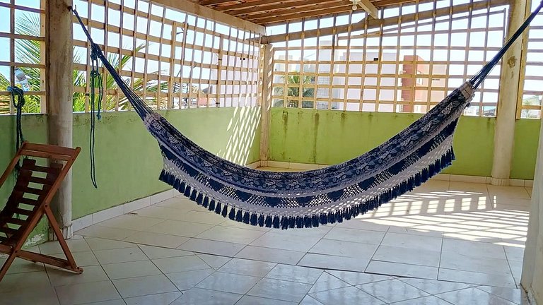Casa com 5 suítes e Churrasqueira para 12 pessoas