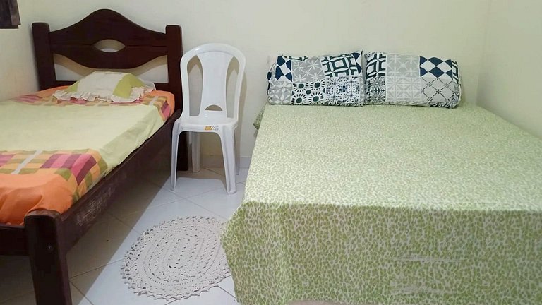 Casa com 5 suítes e Churrasqueira para 12 pessoas