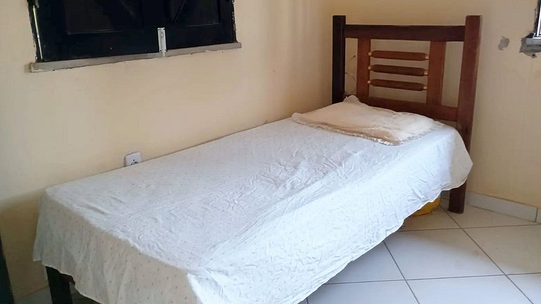 Casa com 5 suítes e Churrasqueira para 12 pessoas