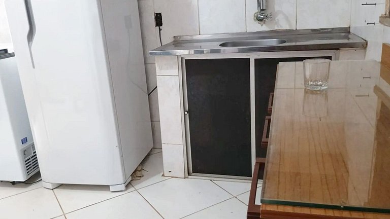 Casa com 5 suítes e Churrasqueira para 12 pessoas