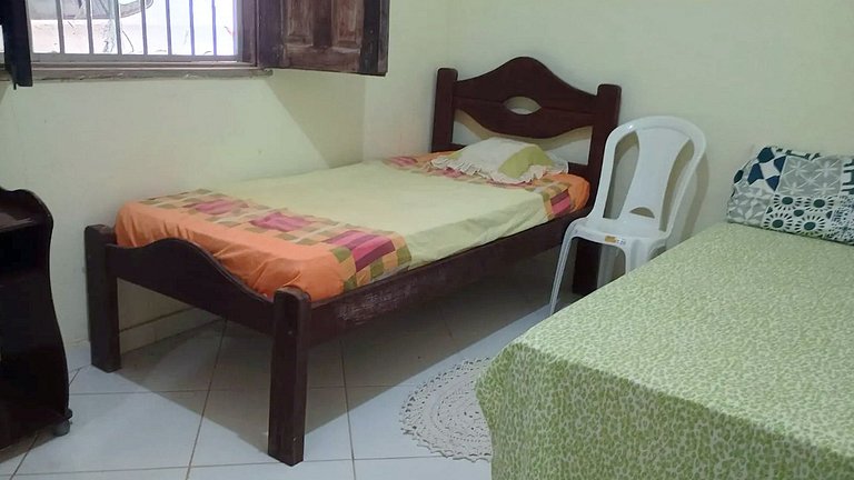 Casa com 5 suítes e Churrasqueira para 12 pessoas