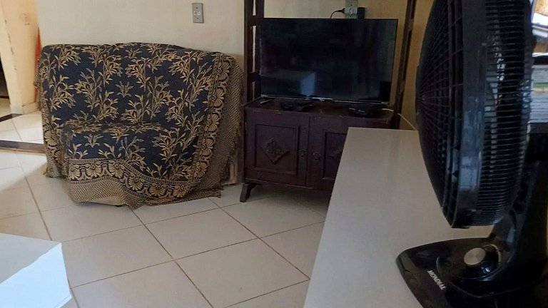 Casa com 5 suítes e Churrasqueira para 12 pessoas