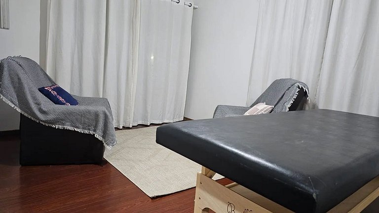 Relaxe: Casa com Sala de Massagem e Churrasqueira