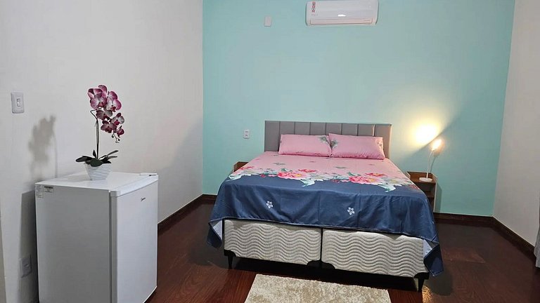 Relaxe: Casa com Sala de Massagem e Churrasqueira