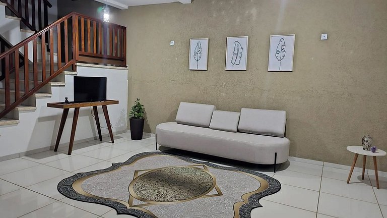 Relaxe: Casa com Sala de Massagem e Churrasqueira
