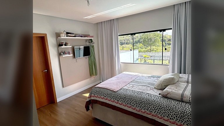 Luxo em Jaraguá do Sul: Espaço Gourmet e Piscina