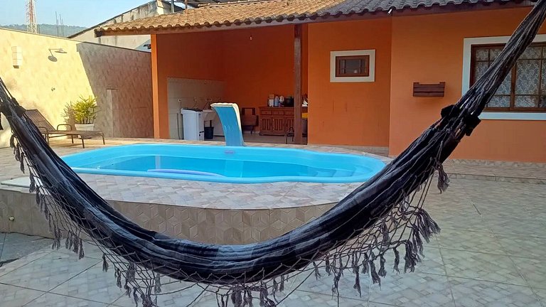 Paraty Bela casa : Piscina e Churrasqueira