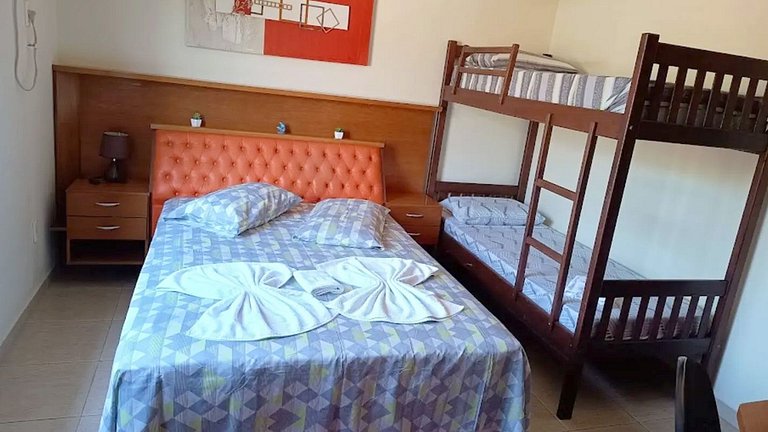 Paraty Bela casa : Piscina e Churrasqueira