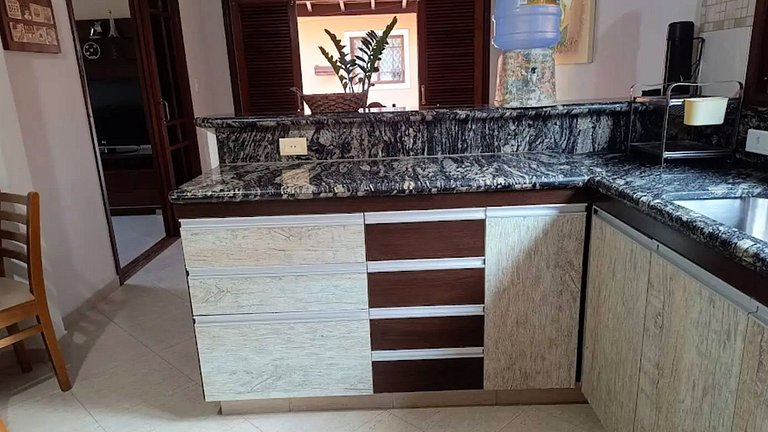 Paraty Bela casa : Piscina e Churrasqueira