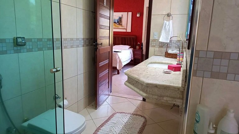 Paraty Bela casa : Piscina e Churrasqueira