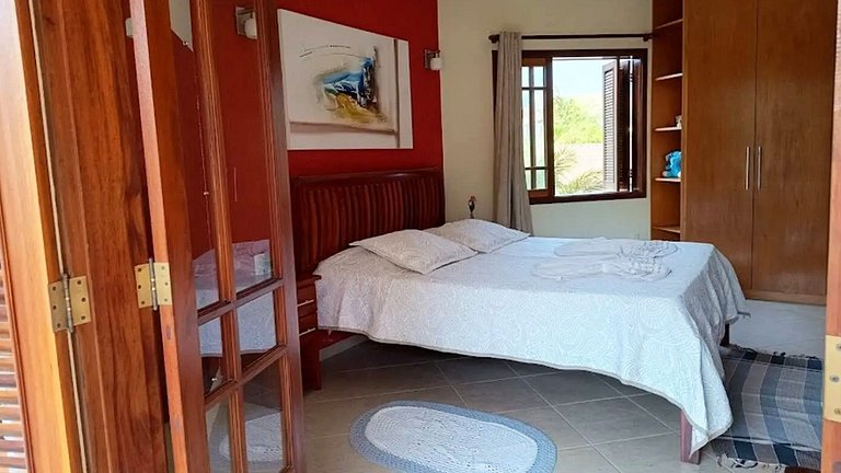 Sua Base em Paraty: Piscina e Churrasqueira