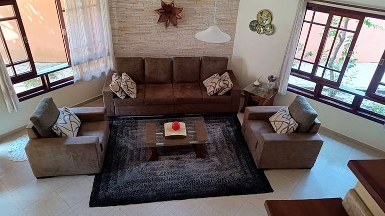 Paraty Bela casa : Piscina e Churrasqueira