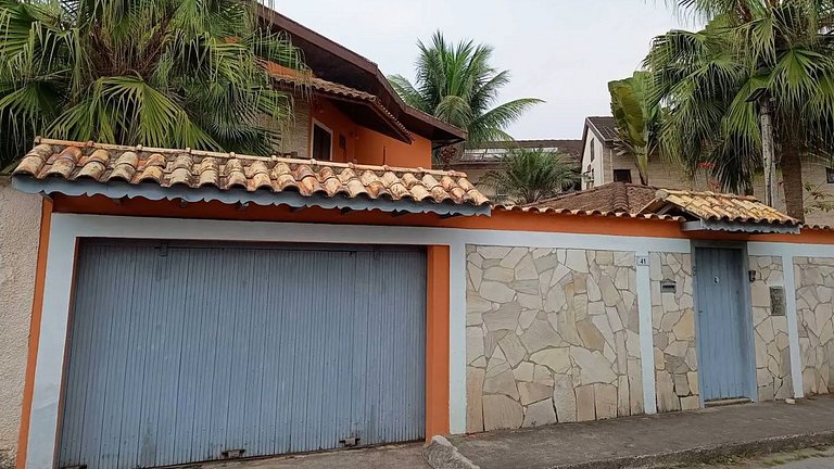 Paraty Bela casa : Piscina e Churrasqueira