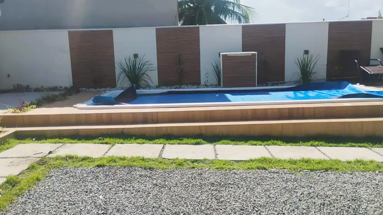 Camaçari casa 2 quartos, Piscina e Churrasqueira