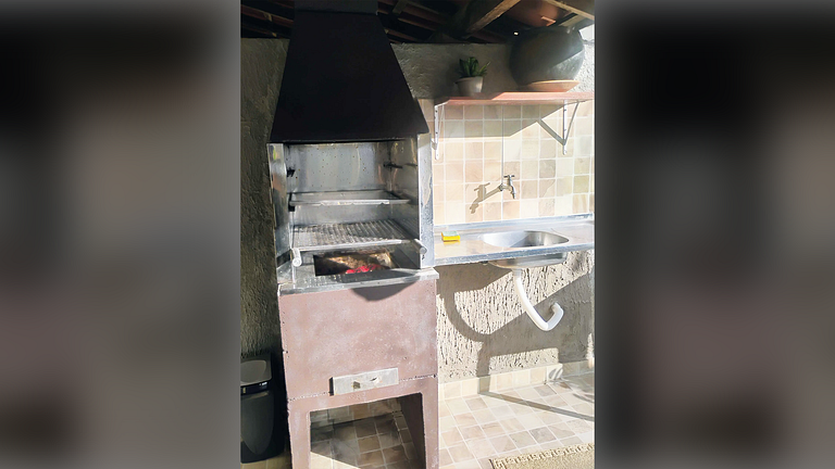 Camaçari casa 2 quartos, Piscina e Churrasqueira