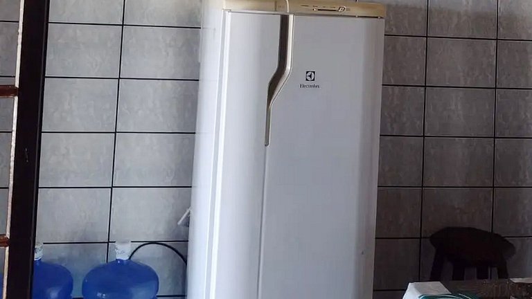 Chácara até 20 pessoas: Piscina e Churrasqueira.