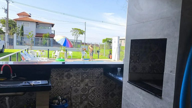 Refúgio em Formiga: Piscina e Churrasqueira