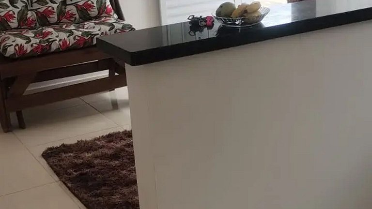 Itanhanhém : Casa com Piscina e Churrasqueira