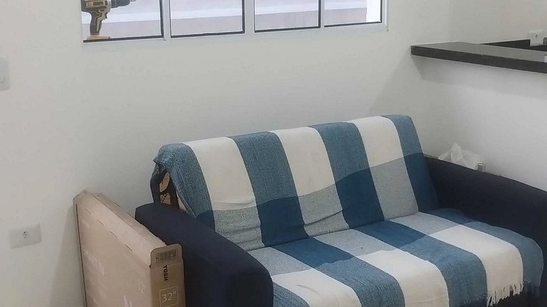 Itanhanhém : Casa com Piscina e Churrasqueira