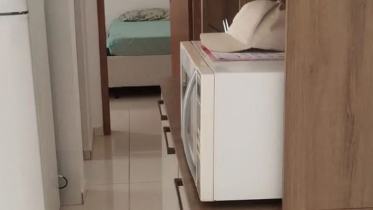 Itanhanhém : Casa com Piscina e Churrasqueira