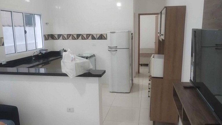 Itanhanhém : Casa com Piscina e Churrasqueira