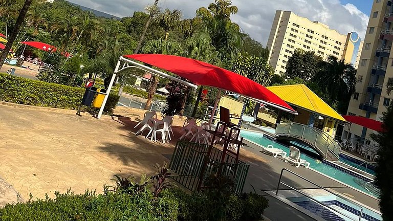 Caldas Novas: Apto Resort c/ 7 Piscinas 7 Pessoas