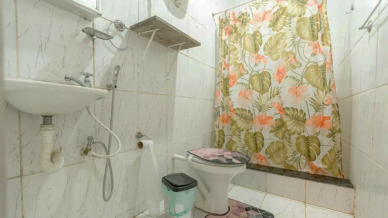 Casa para 8 Pessoas com Piscina e Churrasqueira