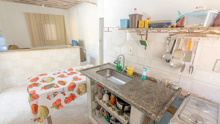 Casa para 8 Pessoas com Piscina e Churrasqueira