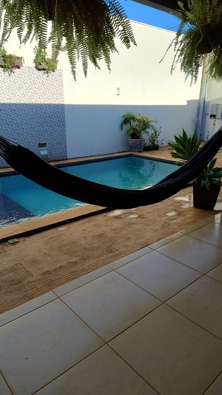 Aconchego e Lazer com piscina em Jaboticabal!