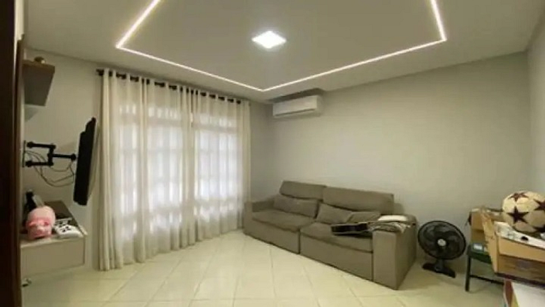 Jaraguá do Sul : Casa Piscina e Churrasqueira