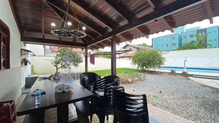 Jaraguá do Sul : Casa Piscina e Churrasqueira