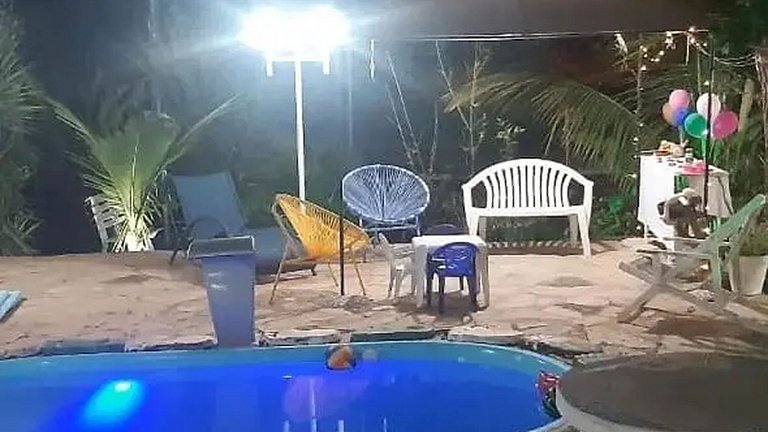 Alexania Casa Beira do Lago Piscina Churrasqueira