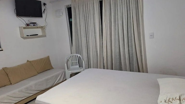 Alexania Casa Beira do Lago Piscina Churrasqueira