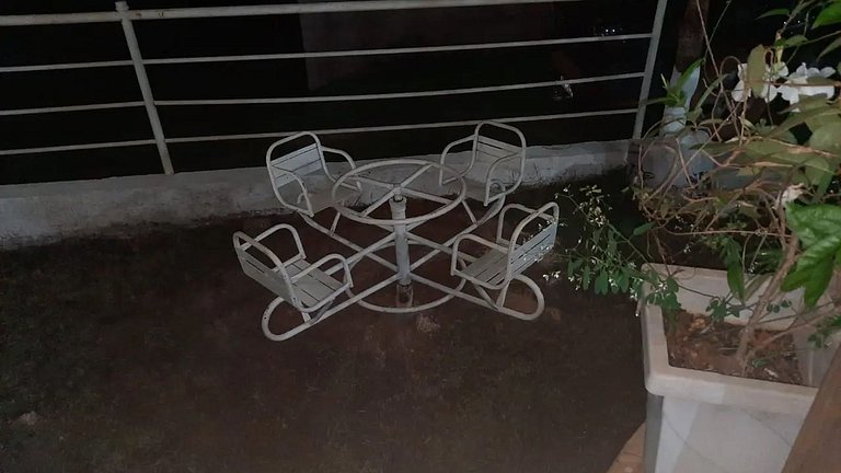 Alexania Casa Beira do Lago Piscina Churrasqueira