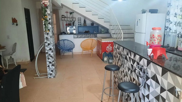 Alexania Casa Beira do Lago Piscina Churrasqueira