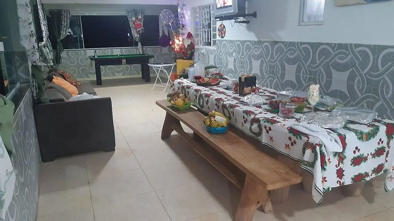 Alexania Casa Beira do Lago Piscina Churrasqueira