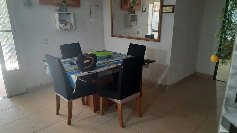 Alexania Casa Beira do Lago Piscina Churrasqueira