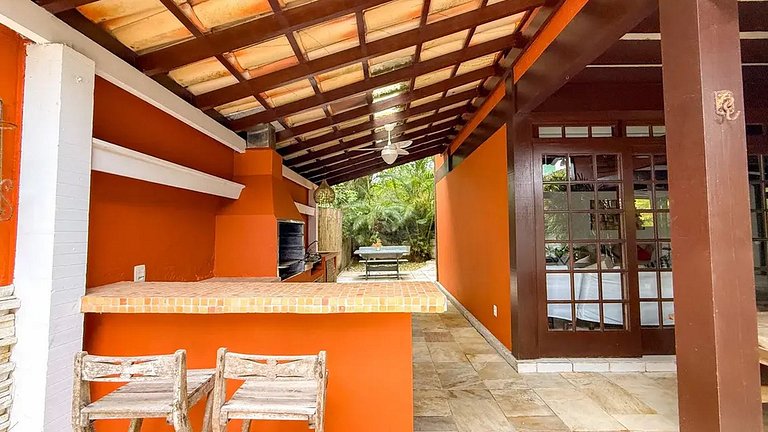 Barra do Una Excelente Casa com Piscina, e Sauna