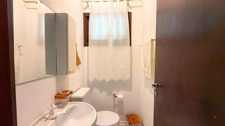 Barra do Una Excelente Casa com Piscina, e Sauna