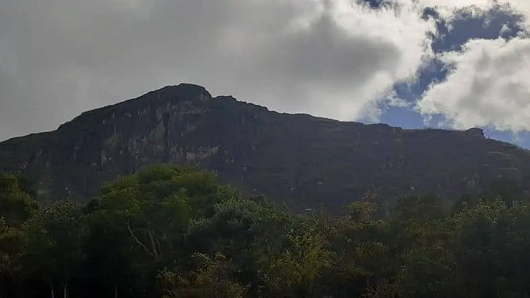 Itambé: Casa de Campo 4 Quartos perto da Cachoeira