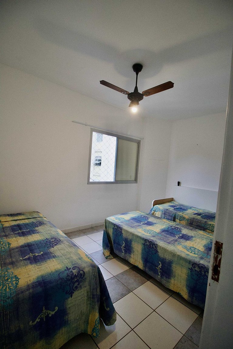 Guarujá: Apto p/ 6, Perto da Praia Pitangueiras